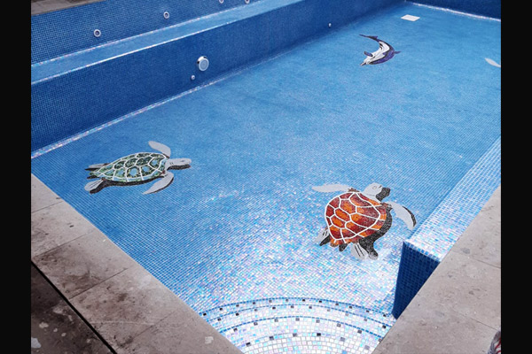 Alberca en mosaico veneciano